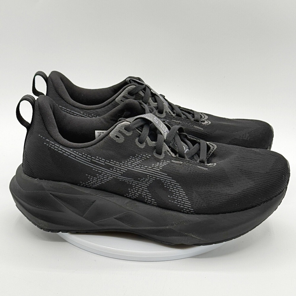 Asics Novablast 5 'Black Carrier Grey' / Size 8 Womens / 1012B765-002